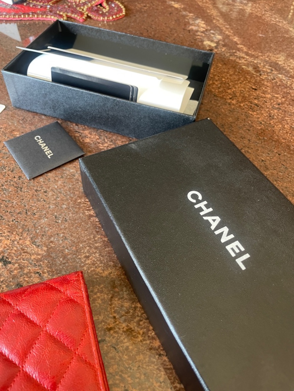 CHANEL Quilted Red Leather Long Wallet with CC Emblem - Picture 12 of 12